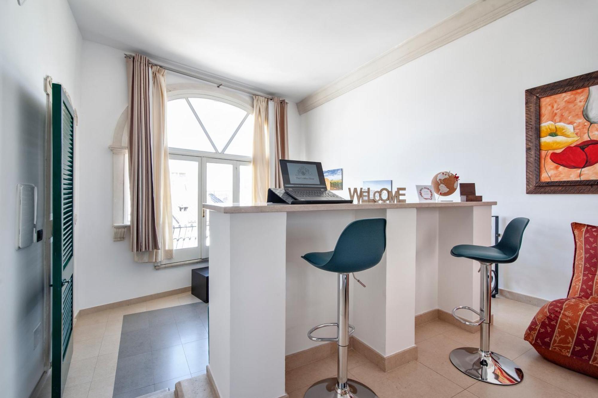 לצ'ה The Golden Hour, Luxury Apartment With A Panoramic View מראה חיצוני תמונה