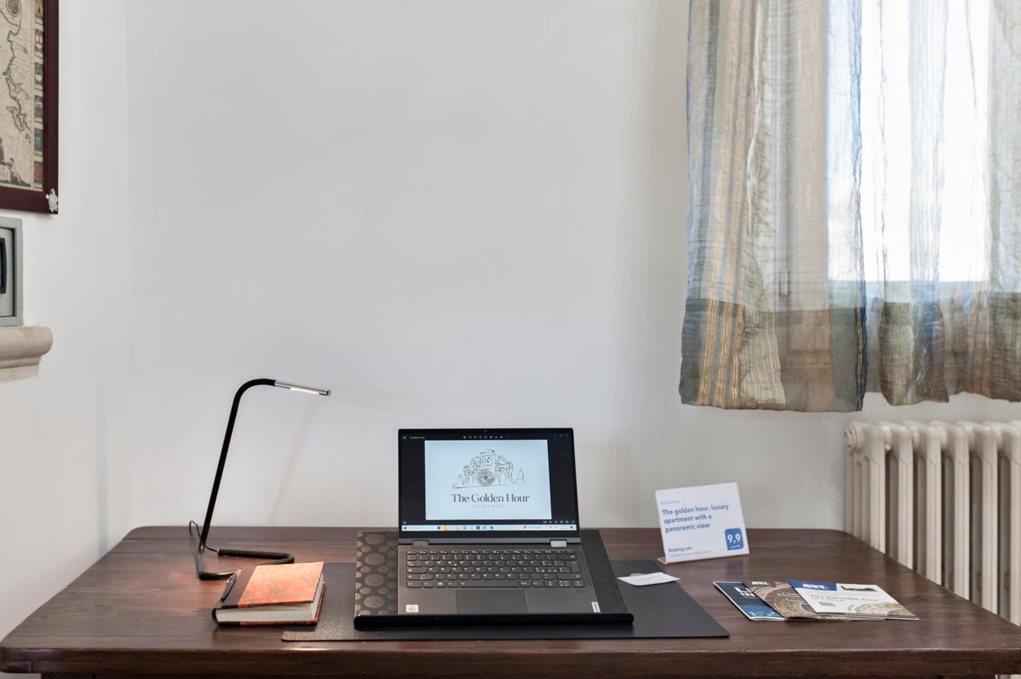 לצ'ה The Golden Hour, Luxury Apartment With A Panoramic View מראה חיצוני תמונה