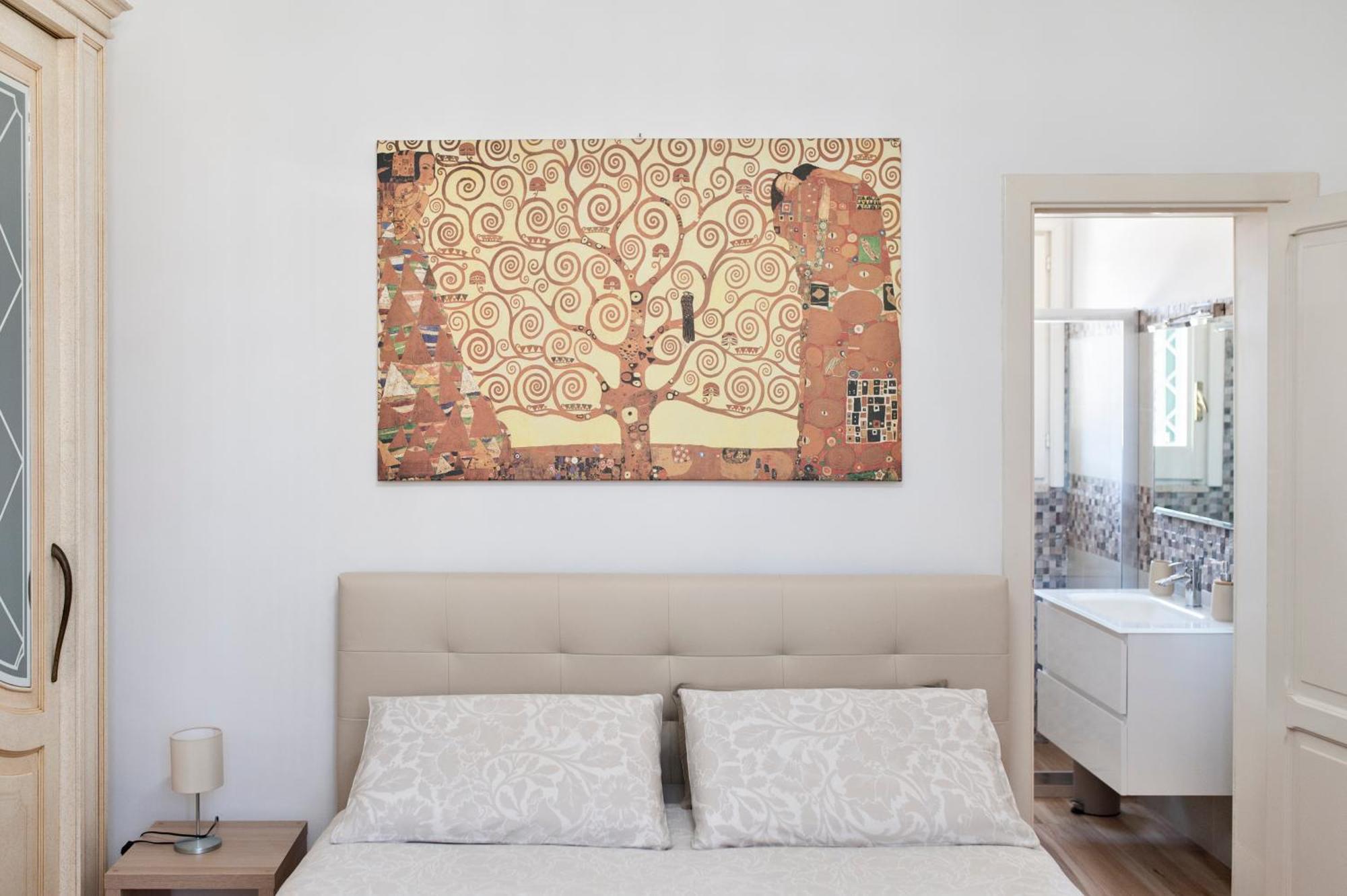 לצ'ה The Golden Hour, Luxury Apartment With A Panoramic View מראה חיצוני תמונה
